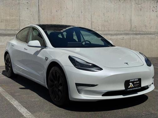 2020 Tesla Model 3 Standard Range Plus