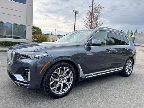 Arctic Grey Metallic 2022 BMW X7 xDrive40i