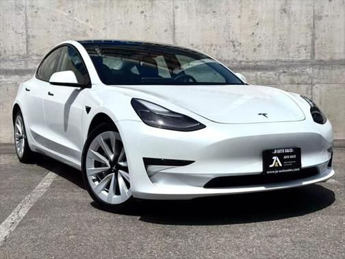 2023 Tesla Model 3 Standard Range