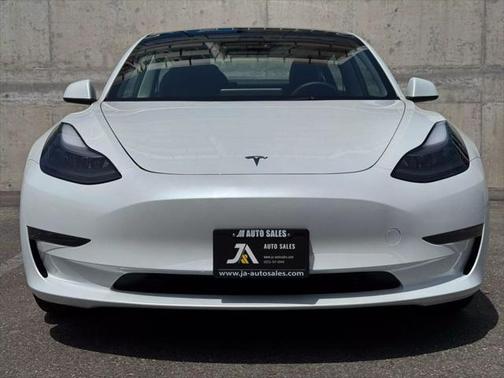 2023 Tesla Model 3 Standard Range
