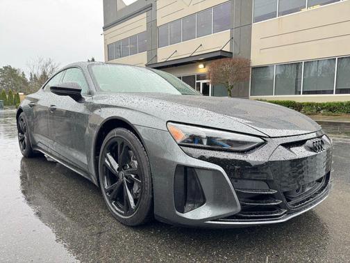 2022 Audi e-tron GT Premium Plus