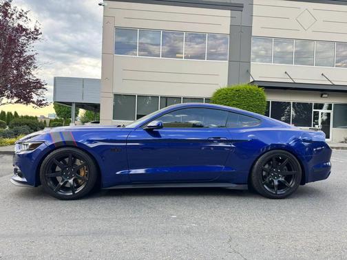 Black 2015 Ford Mustang GT