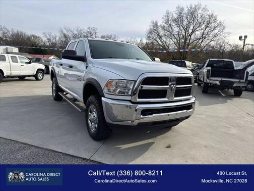 2017 RAM 2500 Tradesman Crew Cab 4x4 6'4' Box