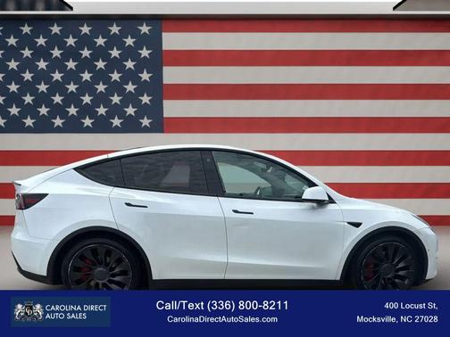 Pearl White Multi-Coat 2022 Tesla Model Y Performance Dual Motor All-Wheel Drive