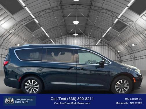 2021 Chrysler Pacifica Hybrid Touring L
