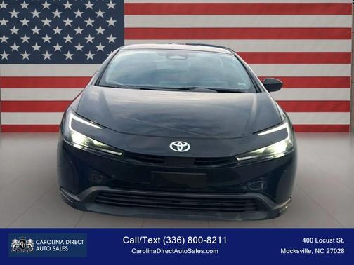 2025 Toyota Prius LE