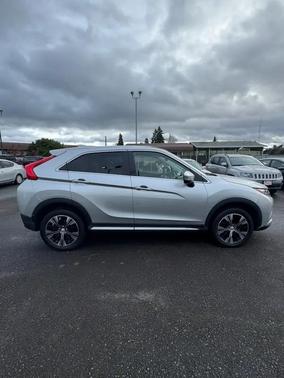 silver 2020 Mitsubishi Eclipse Cross SE