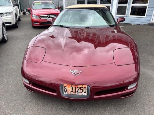 2003 Chevrolet Corvette Base