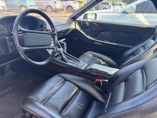 1988 Porsche 928 S4