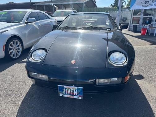 1988 Porsche 928 S4