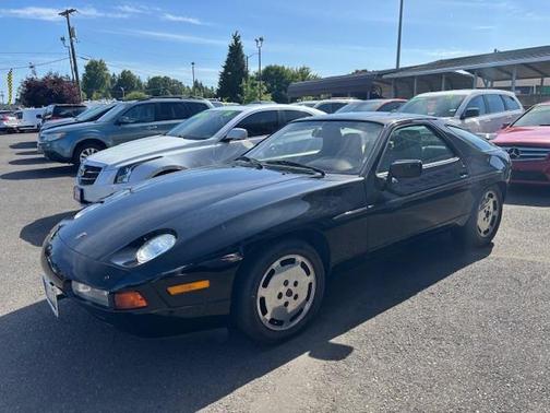 1988 Porsche 928 S4