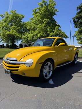 Yellow 2004 Chevrolet SSR Signature Series