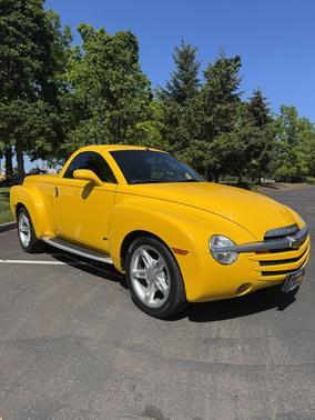 Yellow 2004 Chevrolet SSR Signature Series