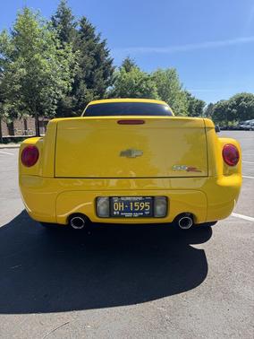 Yellow 2004 Chevrolet SSR Signature Series