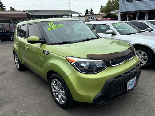 2016 Kia Soul Base