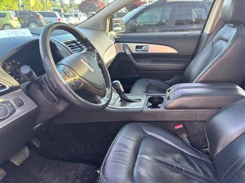 2013 Lincoln MKX Base
