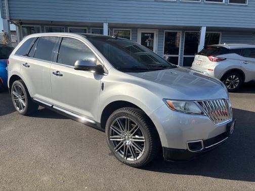 2013 Lincoln MKX Base