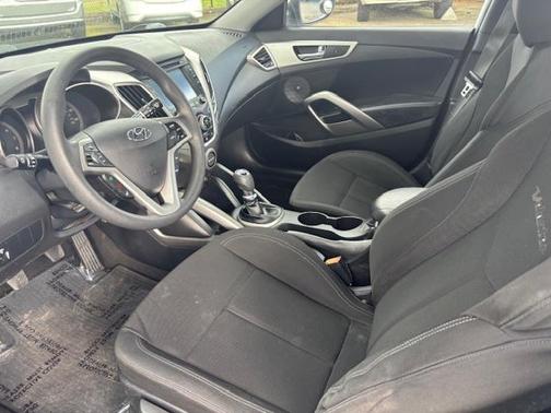 2016 Hyundai Veloster Base