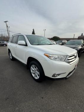 2012 Toyota Highlander SE