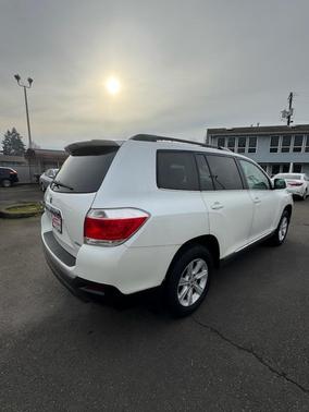 2012 Toyota Highlander SE