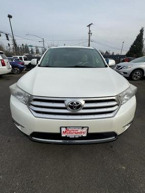 2012 Toyota Highlander SE
