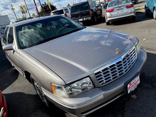 1998 Cadillac DeVille Base