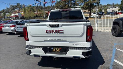 2023 GMC Sierra 1500 Denali