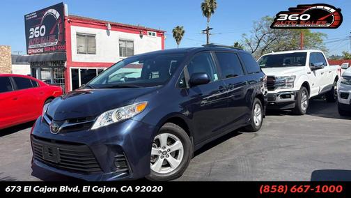 2020 Toyota Sienna LE