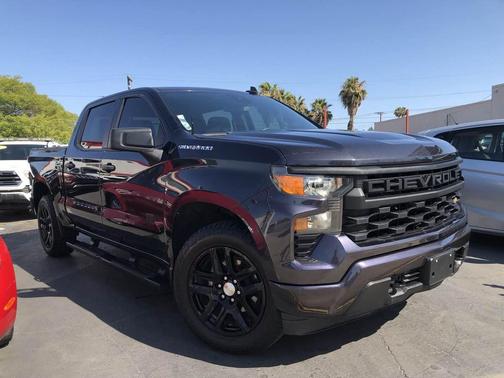 Dark Ash Metallic 2022 Chevrolet Silverado 1500 Custom