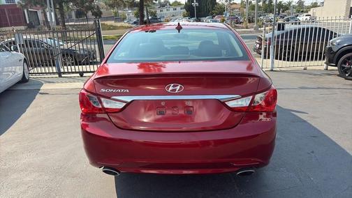 2012 Hyundai SONATA SE
