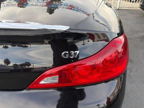2013 INFINITI G37 Base
