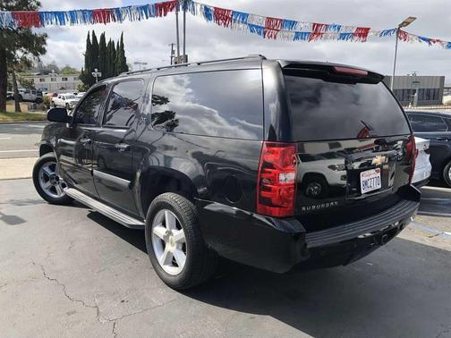 Black 2008 Chevrolet Suburban 1500 LT
