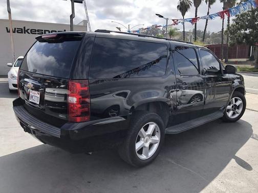Black 2008 Chevrolet Suburban 1500 LT