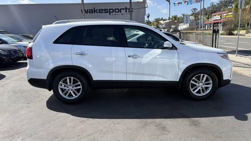 2014 Kia Sorento LX