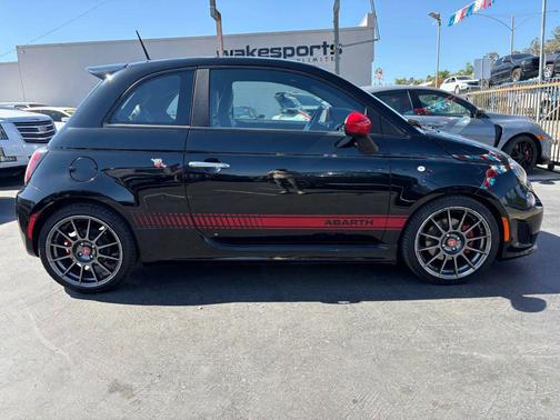 2015 FIAT 500 Abarth