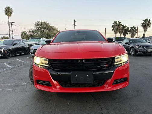 2018 Dodge Charger SXT