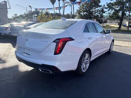 2024 Cadillac CT4 Luxury