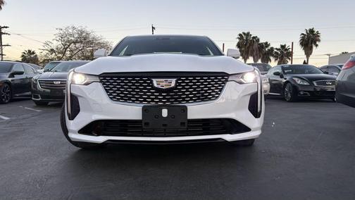 2024 Cadillac CT4 Luxury