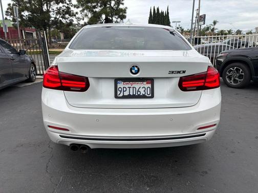 2018 BMW 330 330i Sedan 4D