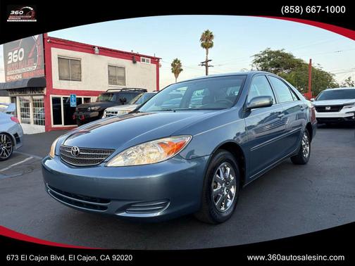 2004 Toyota Camry LE