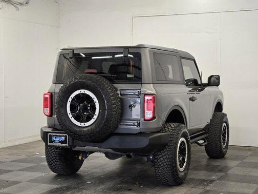 Gray Metallic 2021 Ford Bronco Base