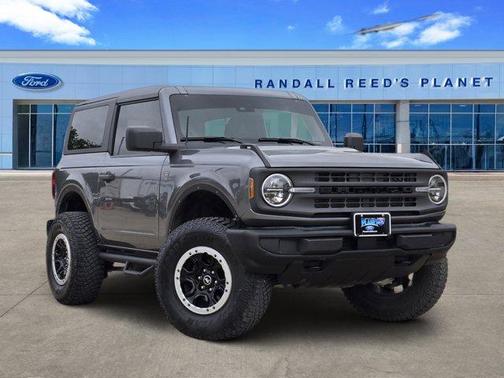 Gray Metallic 2021 Ford Bronco Base