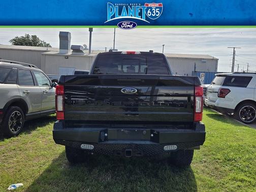 Black Metallic 2022 Ford F-250 Lariat