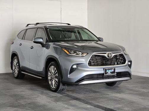 2024 Toyota Highlander PLATINUM
