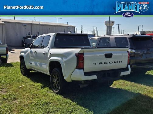 Ice 2025 Toyota Tacoma SR5