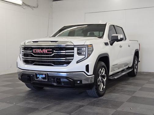 2022 GMC Sierra 1500 SLT