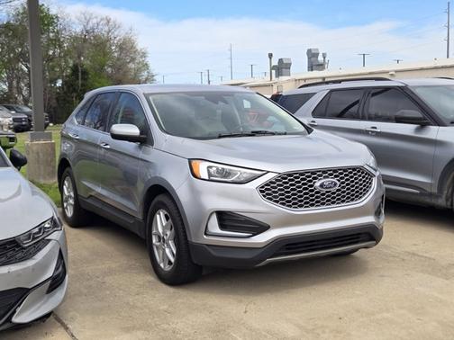 ICONIC SILVER 2024 Ford Edge SEL