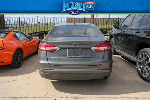 2020 Ford Fusion SE