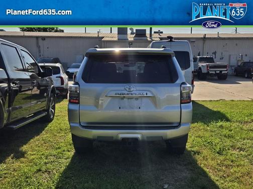 Classic Silver Metallic 2022 Toyota 4Runner SR5 Premium