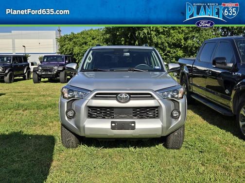 Classic Silver Metallic 2022 Toyota 4Runner SR5 Premium